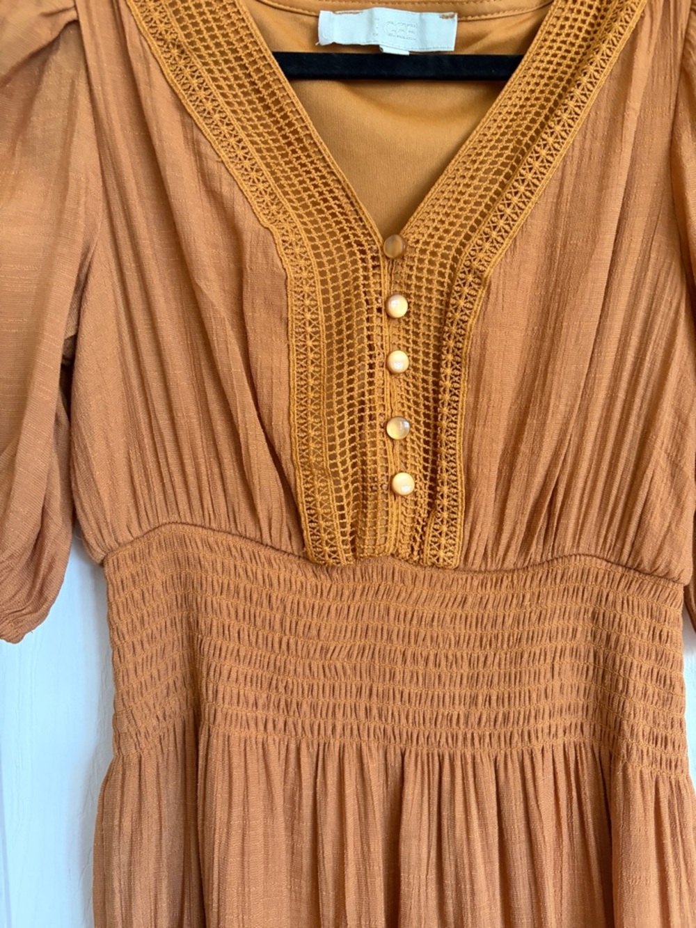 J Gee size Small Like new Women's Rust Tiered Gauzy Maxi Dress with Puff Sleeves - Picture 3 of 5